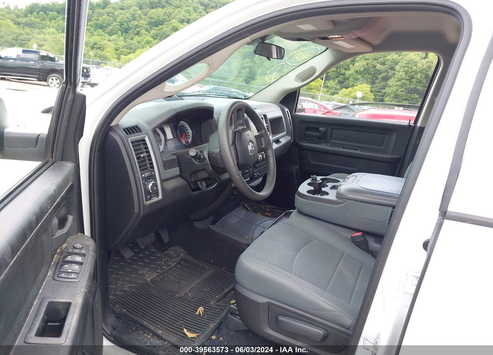 2018 RAM 1500 VIN: 1C6RR7KT7JS314383