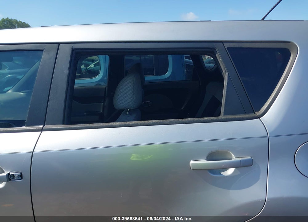 2017 KIA SOUL VIN: KNDJN2A24H7474117
