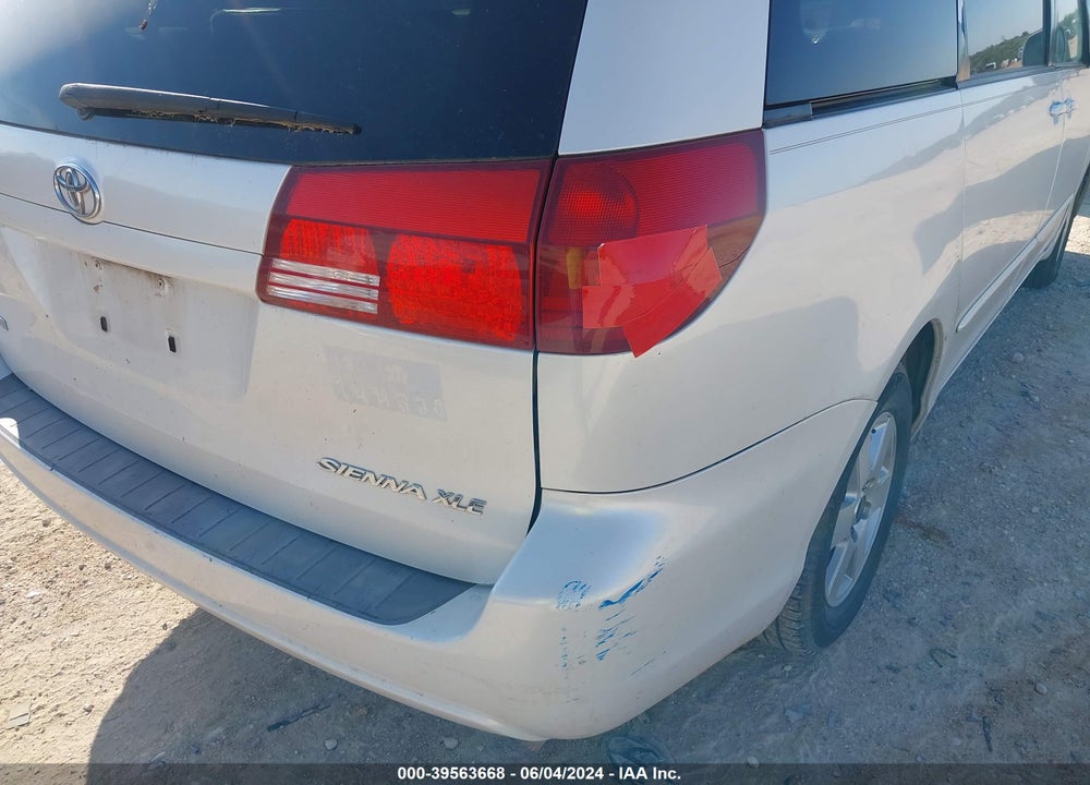 2005 TOYOTA SIENNA XLE VIN: 5TDZA22C35S225167