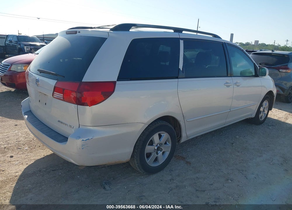 2005 TOYOTA SIENNA XLE VIN: 5TDZA22C35S225167