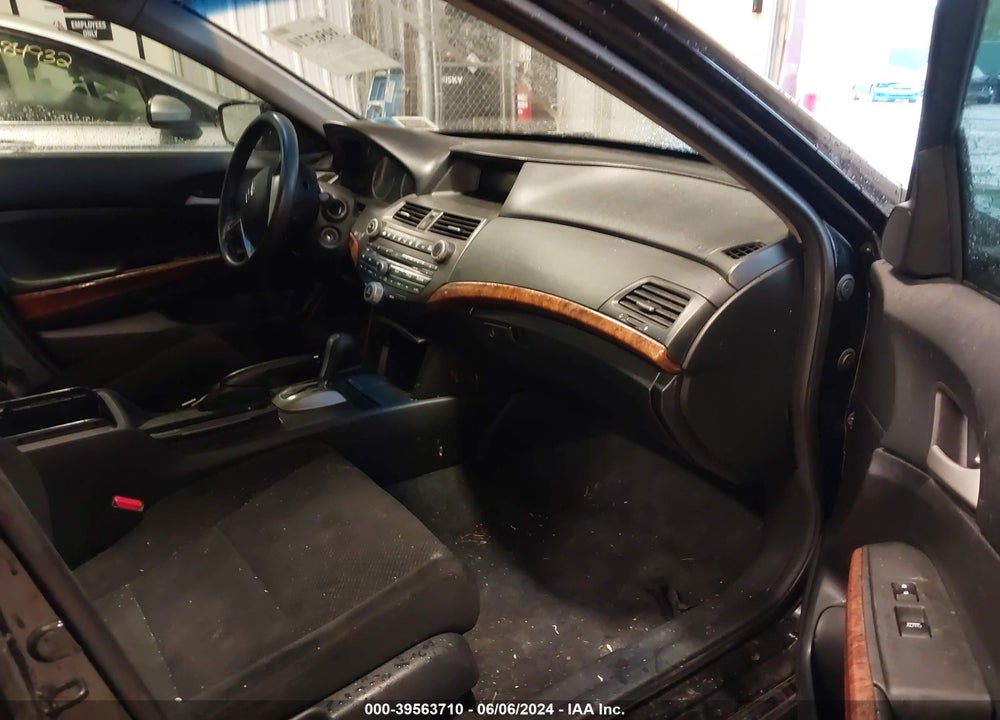 2012 HONDA ACCORD 2.4 EX VIN: 1HGCP2F70CA016031