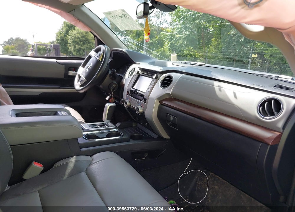 2019 TOYOTA TUNDRA LIMITED 5.7L V8 VIN: 5TFHY5F15KX796098