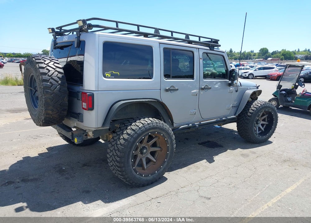 2016 JEEP WRANGLER UNLIMITED SAHARA VIN: 1C4HJWEG2GL181667