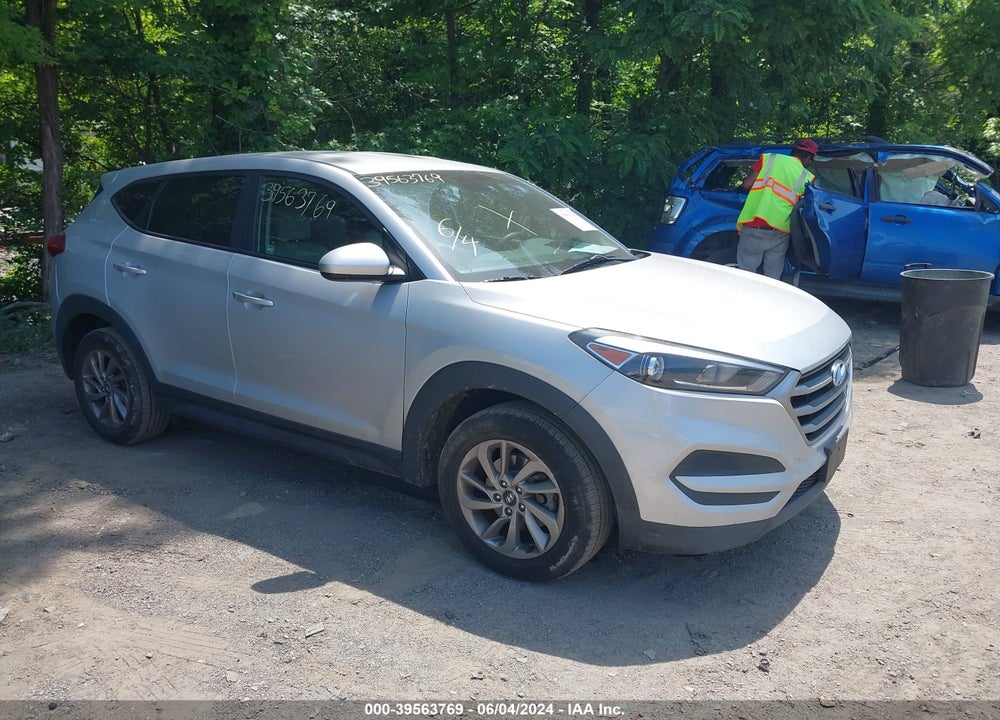 2018 HYUNDAI TUCSON SE VIN: KM8J2CA47JU662858