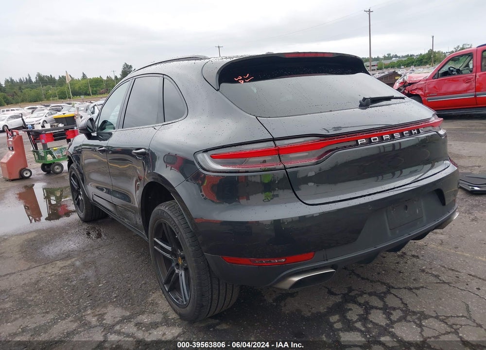 2021 PORSCHE MACAN VIN: WP1AA2A55MLB13601