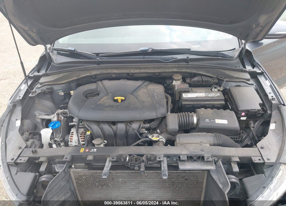2018 HYUNDAI ELANTRA GT VIN: KMHH35LE0JU039823