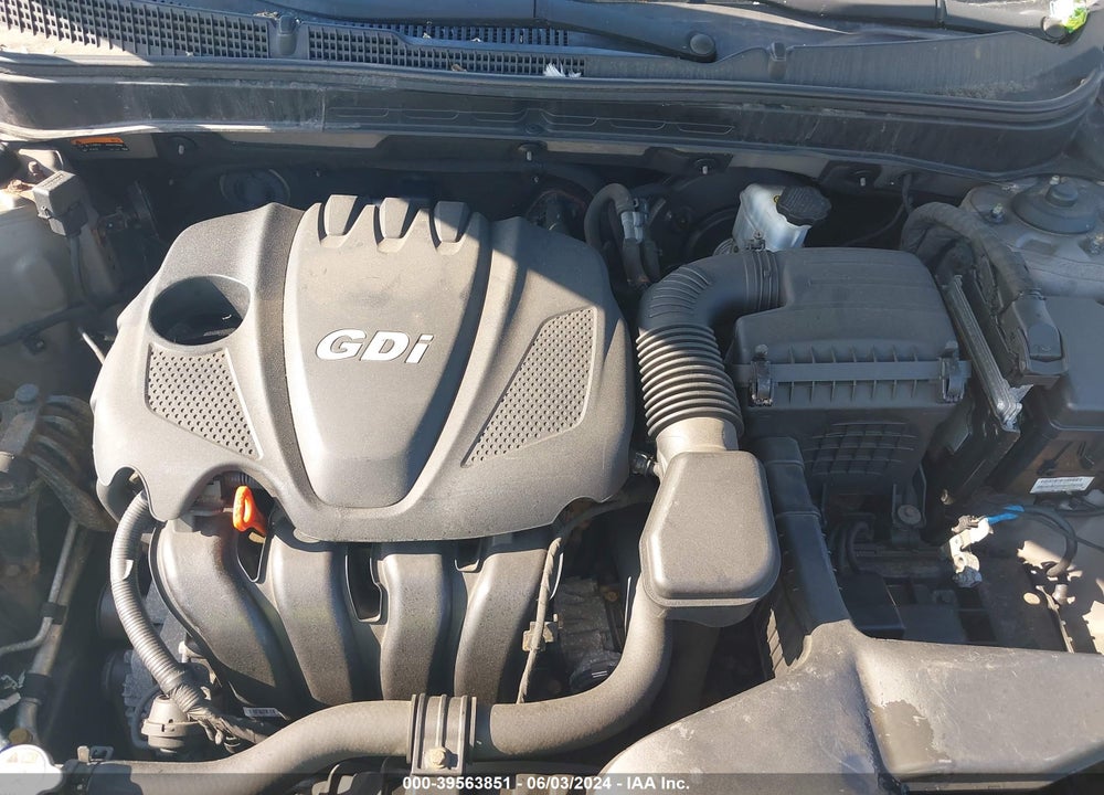 2014 HYUNDAI SONATA GLS VIN: 5NPEB4AC2EH888132