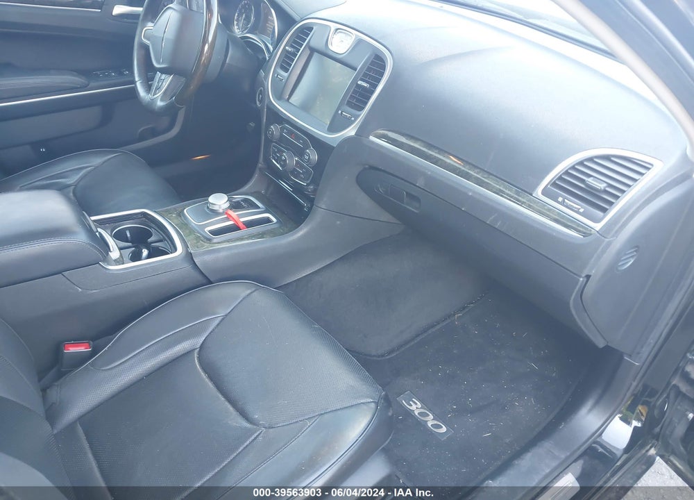2016 CHRYSLER 300C AWD VIN: 2C3CCAKG5GH198458