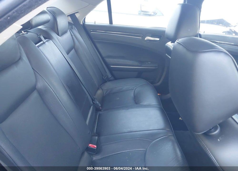 2016 CHRYSLER 300C AWD VIN: 2C3CCAKG5GH198458