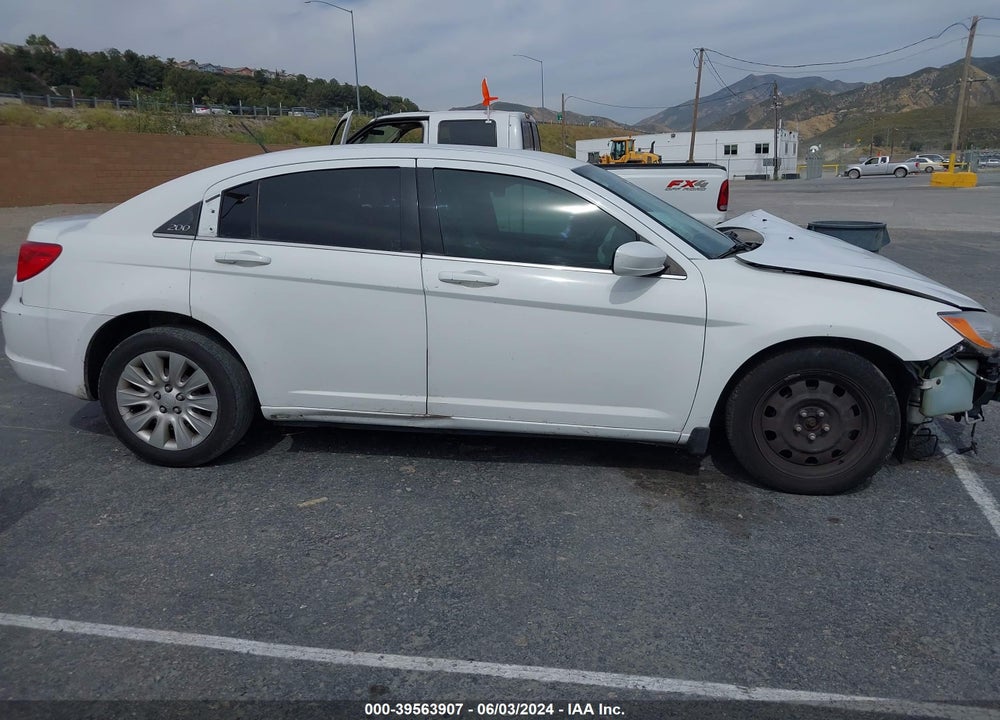2014 CHRYSLER 200 LX VIN: 1C3CCBABXEN212113
