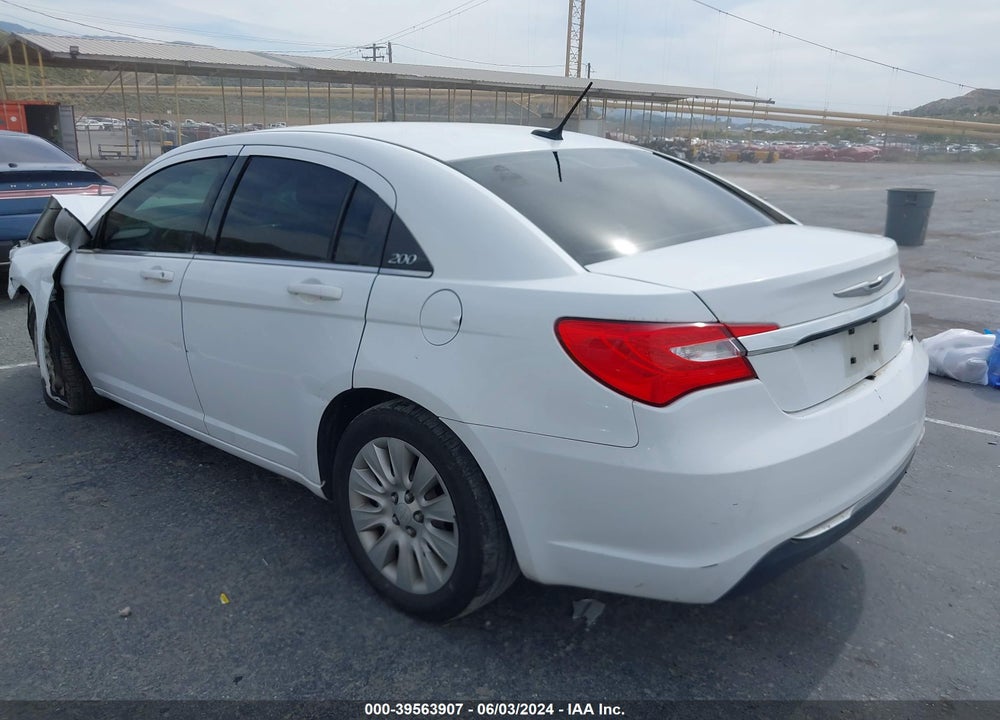2014 CHRYSLER 200 LX VIN: 1C3CCBABXEN212113