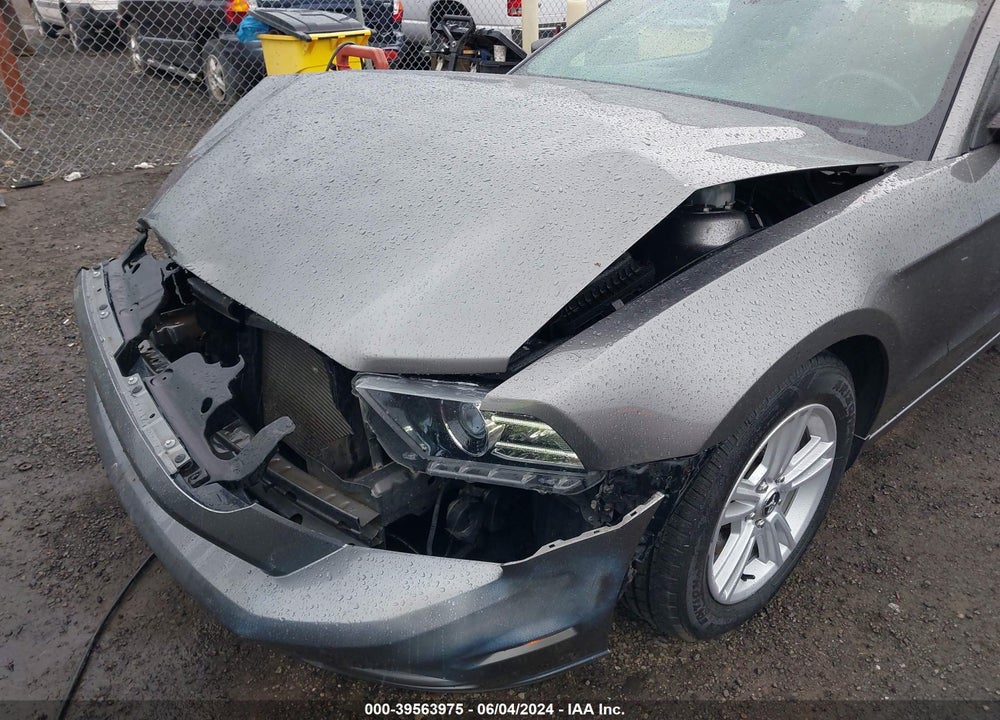 2013 FORD MUSTANG V6 VIN: 1ZVBP8AM9D5255613