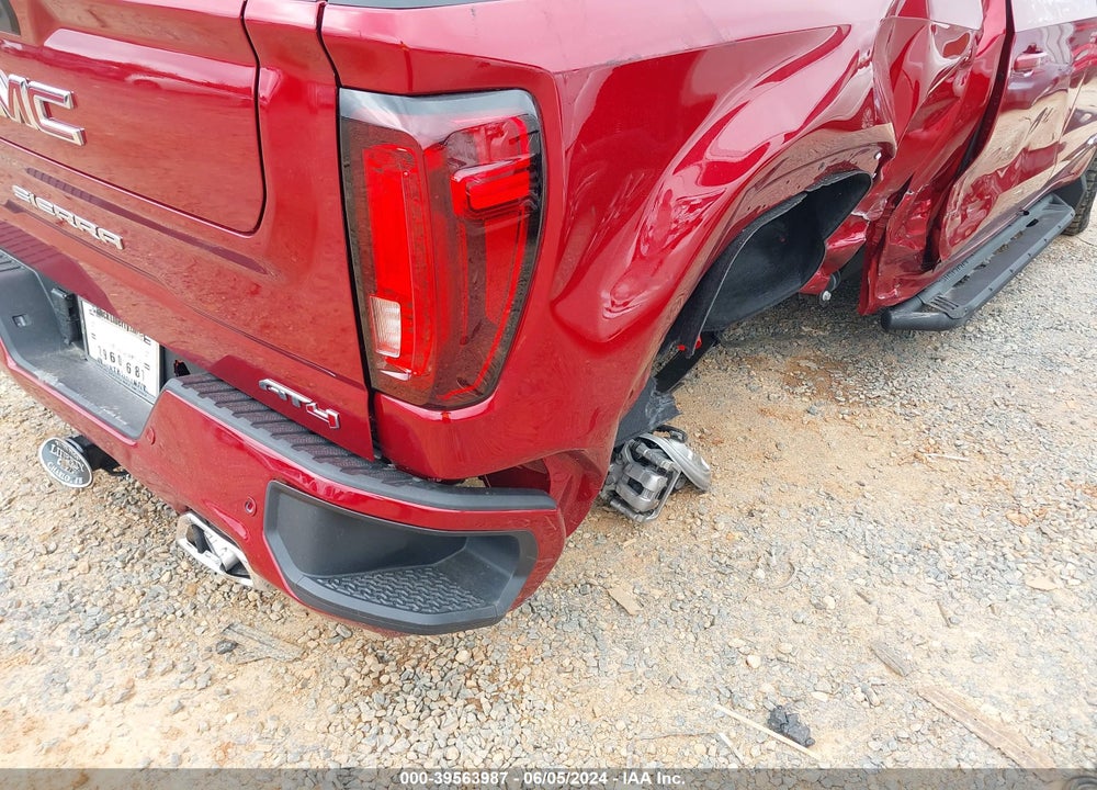 2024 GMC SIERRA 1500 AT4 VIN: 1GTUUEEL0RZ282753