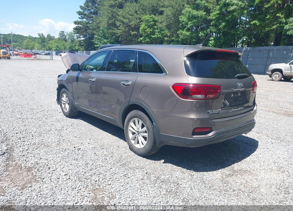 2019 KIA SORENTO 2.4L LX VIN: 5XYPGDA33KG552244
