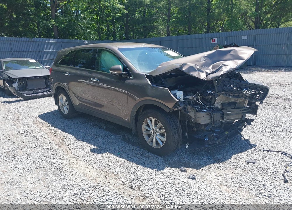 2019 KIA SORENTO 2.4L LX VIN: 5XYPGDA33KG552244