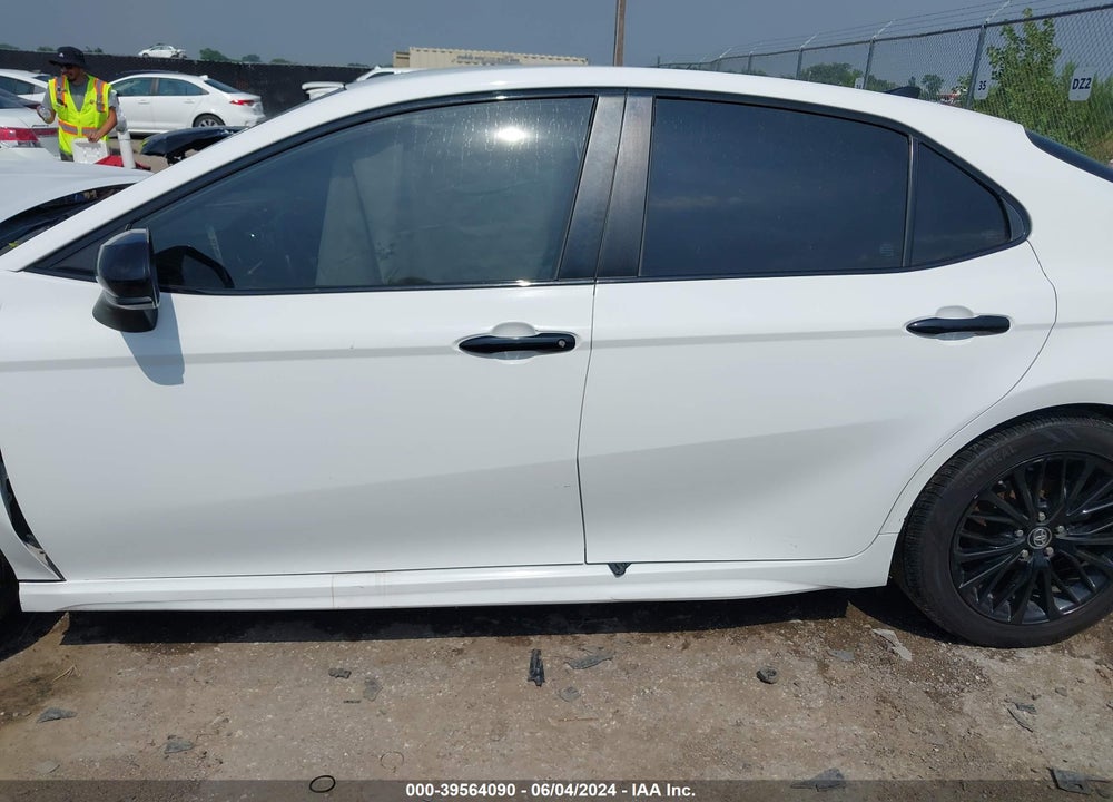 2019 TOYOTA CAMRY SE VIN: 4T1B11HK2KU264541