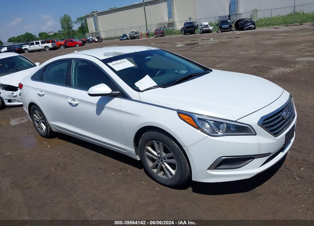2016 HYUNDAI SONATA SE VIN: 5NPE24AFXGH316464