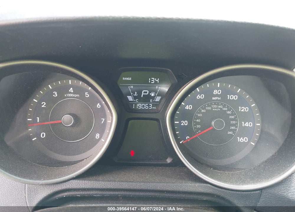 2014 HYUNDAI ELANTRA LIMITED VIN: 5NPDH4AE7EH484707