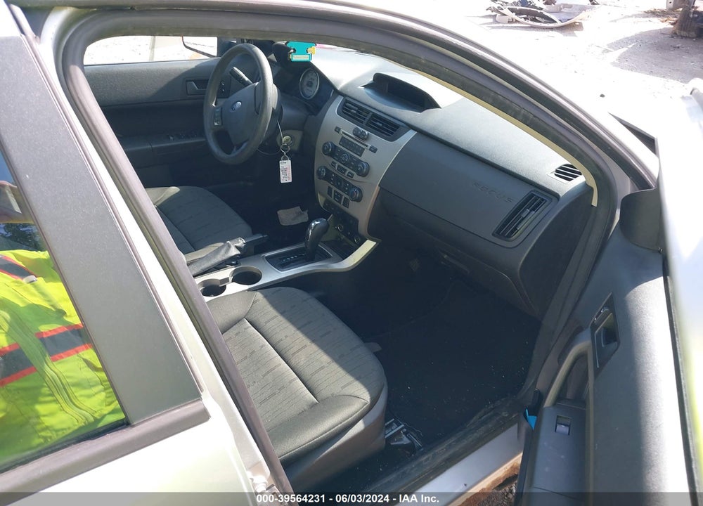 2009 FORD FOCUS SE VIN: 1FAHP35N29W165519