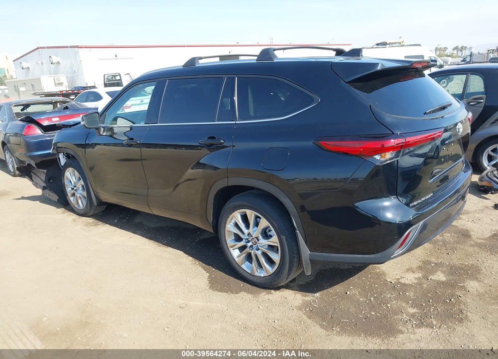 2023 TOYOTA HIGHLANDER LIMITED VIN: 5TDKDRAH5PS522202