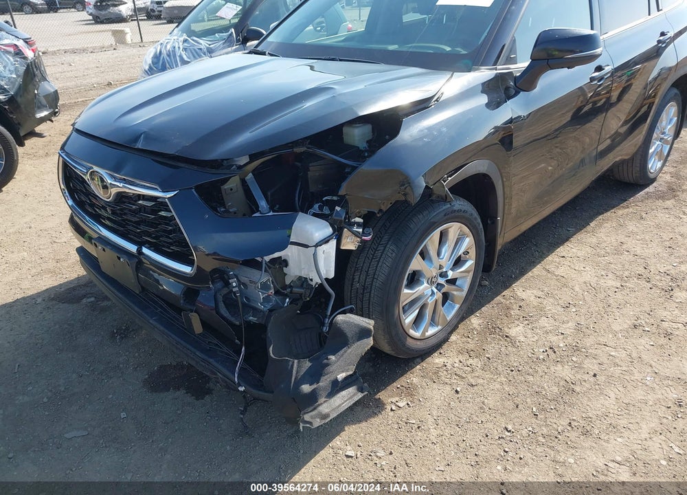 2023 TOYOTA HIGHLANDER LIMITED VIN: 5TDKDRAH5PS522202