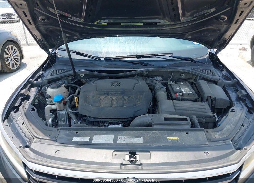 2018 VOLKSWAGEN PASSAT 2.0T SE VIN: 1VWBA7A31JC036185