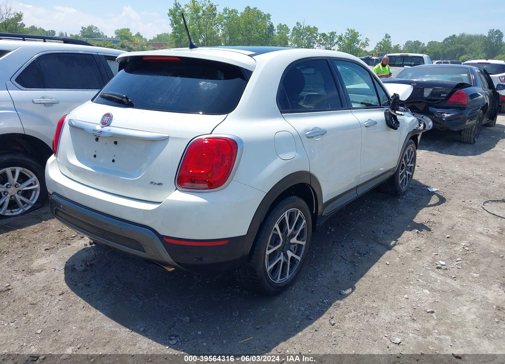 2016 FIAT 500X TREKKING PLUS VIN: ZFBCFYET1GP423963