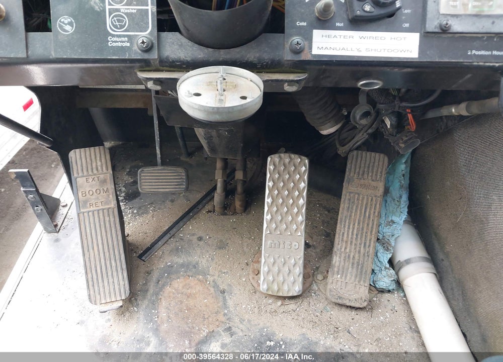 2002 LINK BELT RTC8030 CRANE VIN: E8J26259