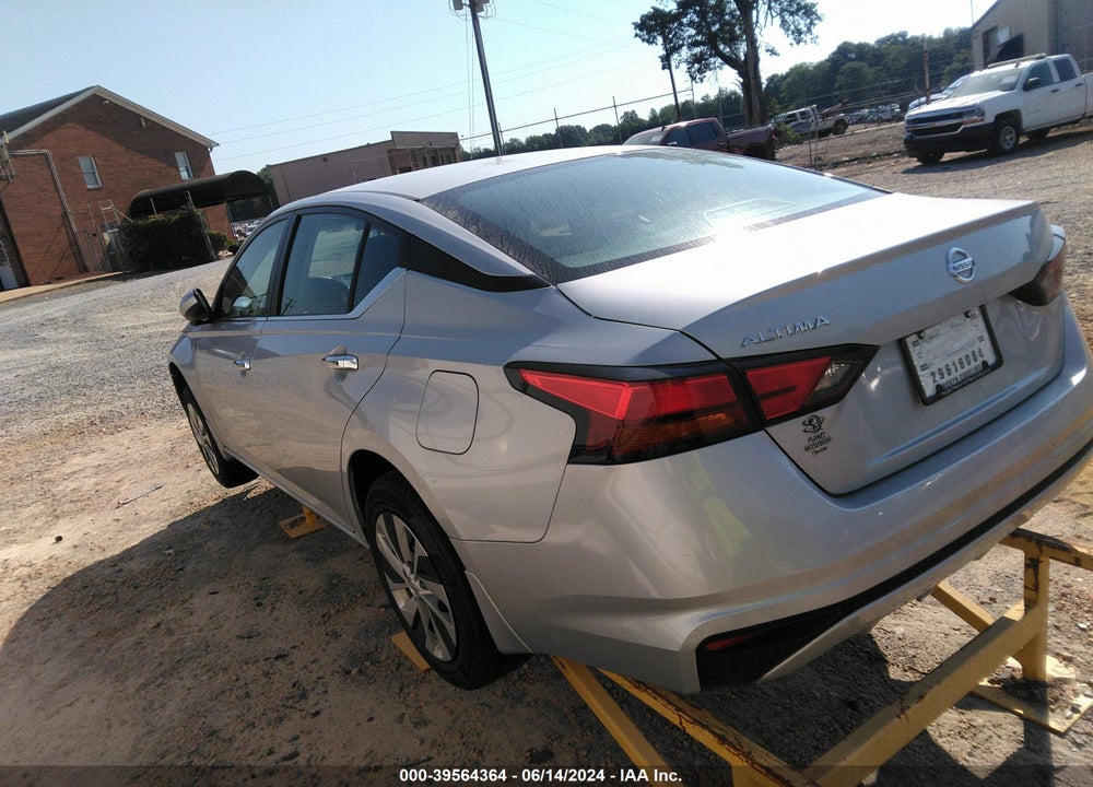 2022 NISSAN ALTIMA S FWD VIN: 1N4BL4BV5NN414682
