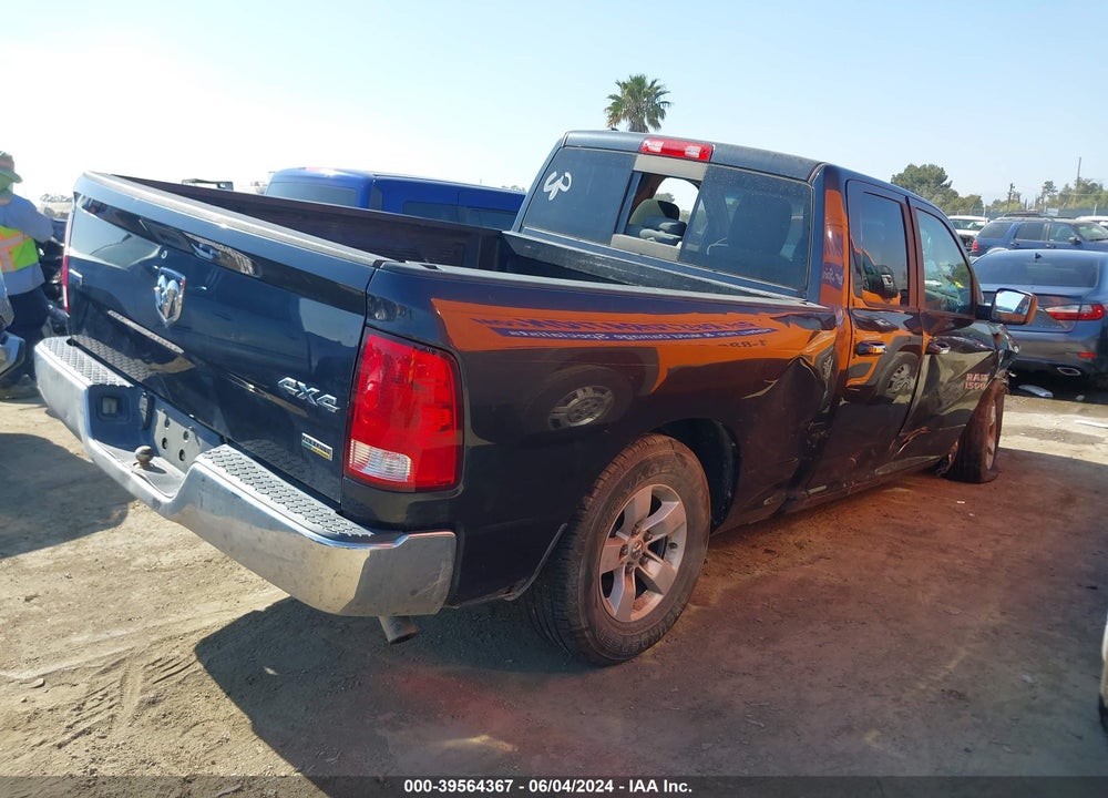 2017 RAM 1500 SLT QUAD CAB 4X4 6'4 BOX VIN: 1C6RR7GG9HS677063