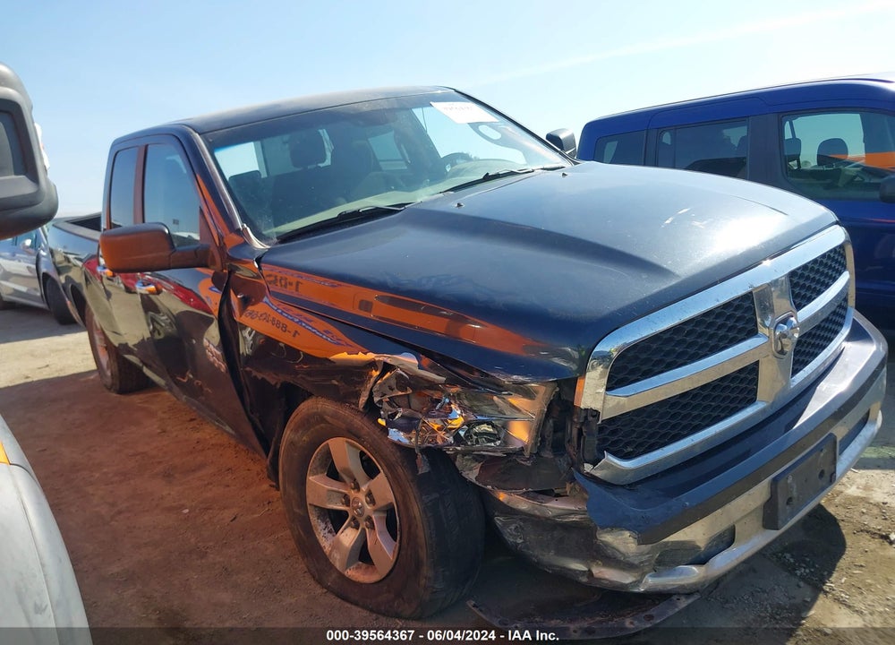 2017 RAM 1500 SLT QUAD CAB 4X4 6'4 BOX VIN: 1C6RR7GG9HS677063