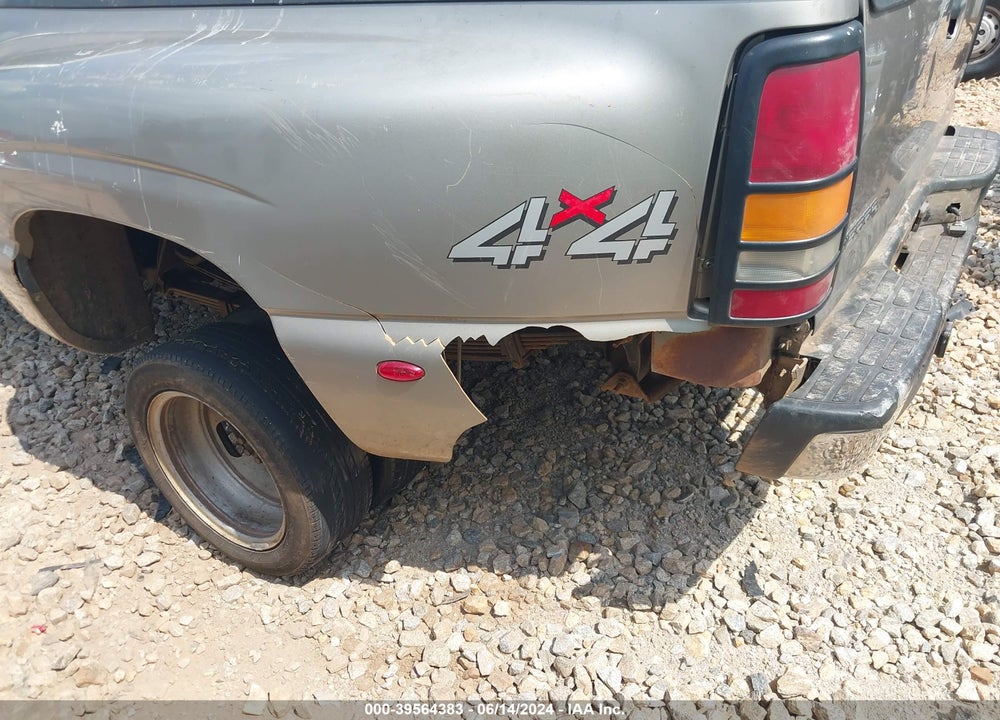 2001 GMC SIERRA 3500 SLE VIN: 1GTJK39G41E288755