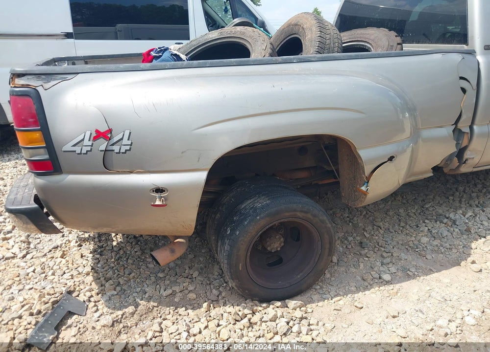 2001 GMC SIERRA 3500 SLE VIN: 1GTJK39G41E288755