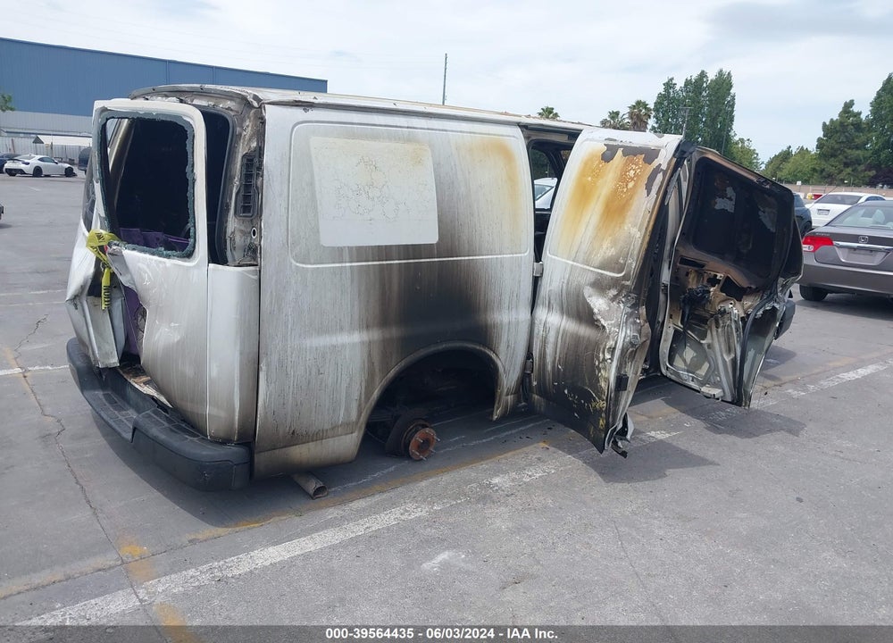 2008 CHEVROLET EXPRESS WORK VAN VIN: 1GCFG15X381106577