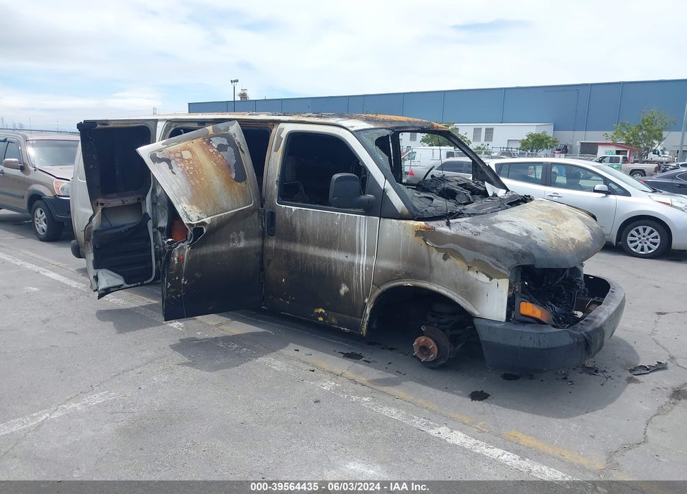 2008 CHEVROLET EXPRESS WORK VAN VIN: 1GCFG15X381106577