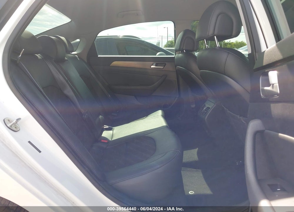 2016 HYUNDAI SONATA SPORT VIN: 5NPE34AF8GH267195
