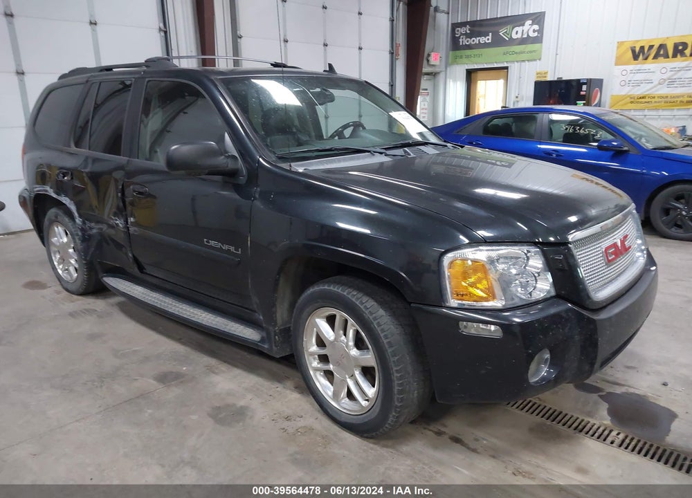2007 GMC ENVOY DENALI VIN: 1GKET63M372284807