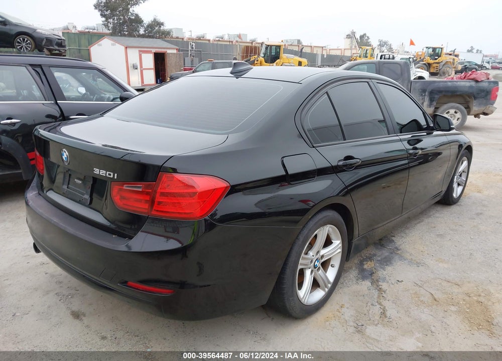 2015 BMW 320I VIN: WBA3B1C52FK137343