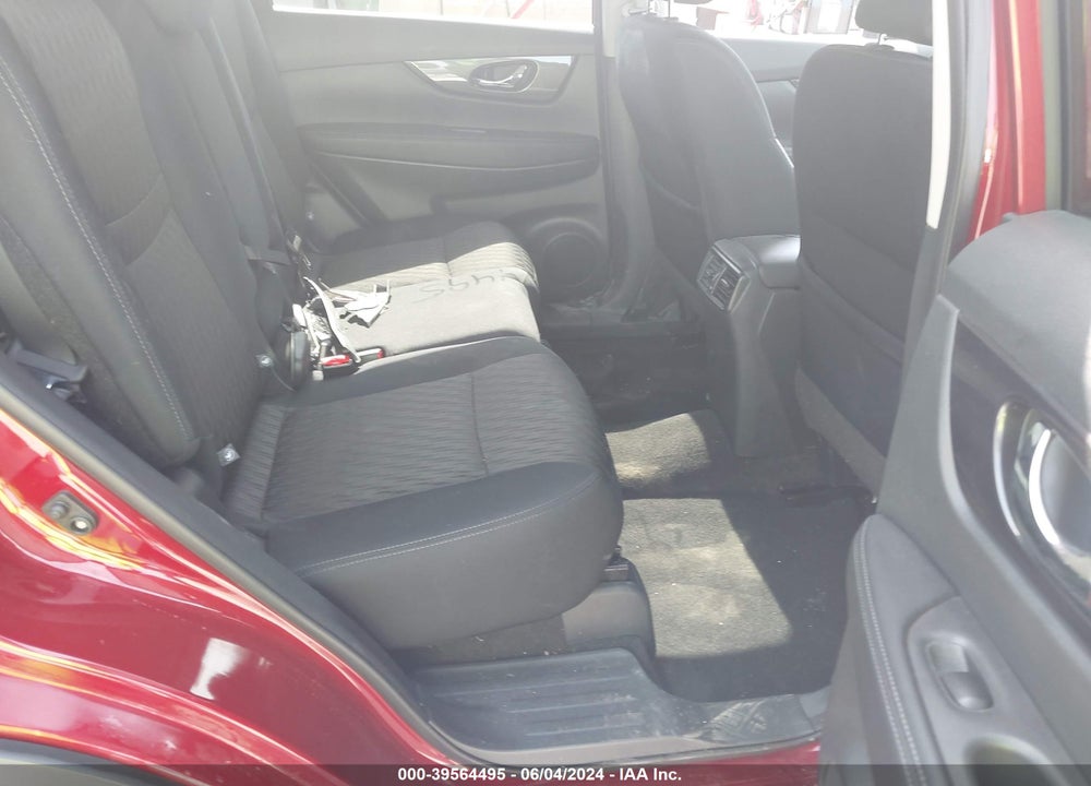 2018 NISSAN ROGUE SV VIN: 5N1AT2MV2JC720036
