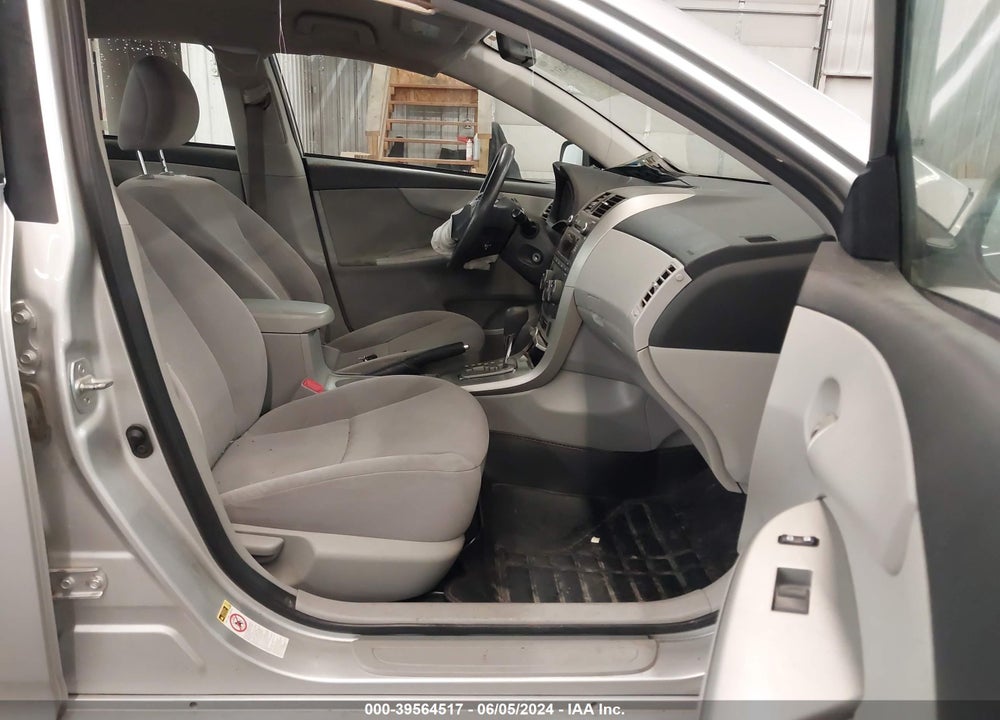 2011 TOYOTA COROLLA LE VIN: JTDBU4EE8BJ102698