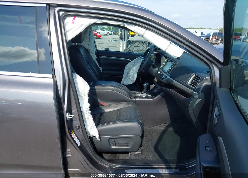 2019 TOYOTA HIGHLANDER LIMITED VIN: 5TDYZRFH9KS304003