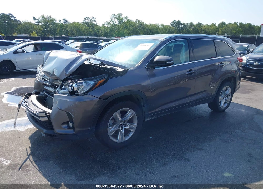 2019 TOYOTA HIGHLANDER LIMITED VIN: 5TDYZRFH9KS304003