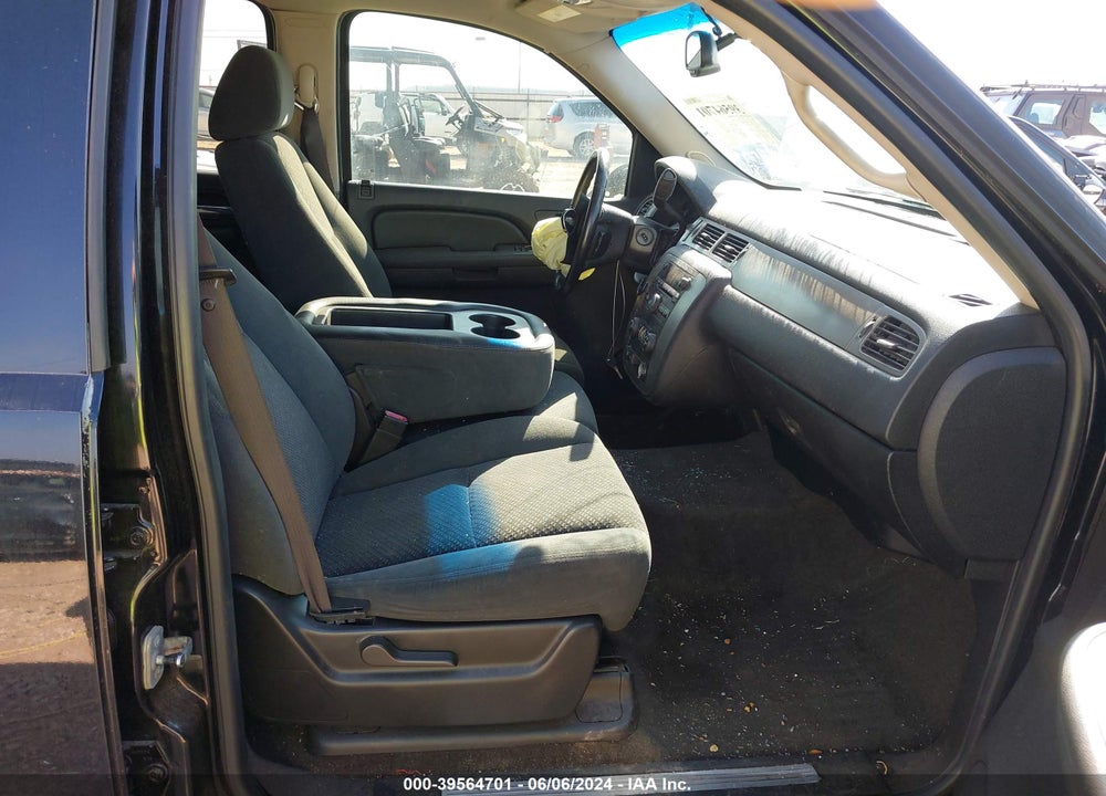 2007 CHEVROLET TAHOE VIN: 1GNFC13C07J405039