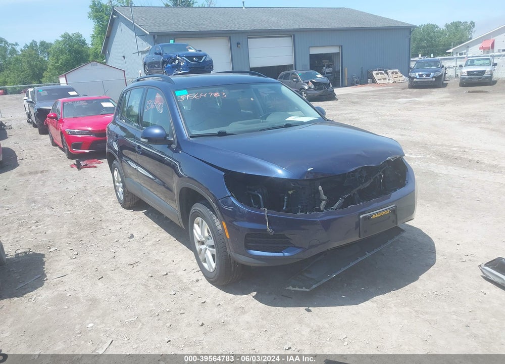 2015 VOLKSWAGEN TIGUAN S VIN: WVGAV7AX0FW588395