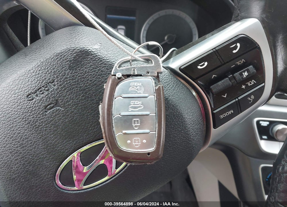 2019 HYUNDAI SONATA SEL VIN: 5NPE34AF5KH759241