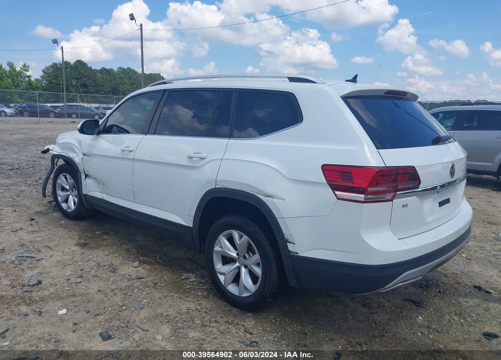2018 VOLKSWAGEN ATLAS VIN: 1V2DR2CA2JC520982