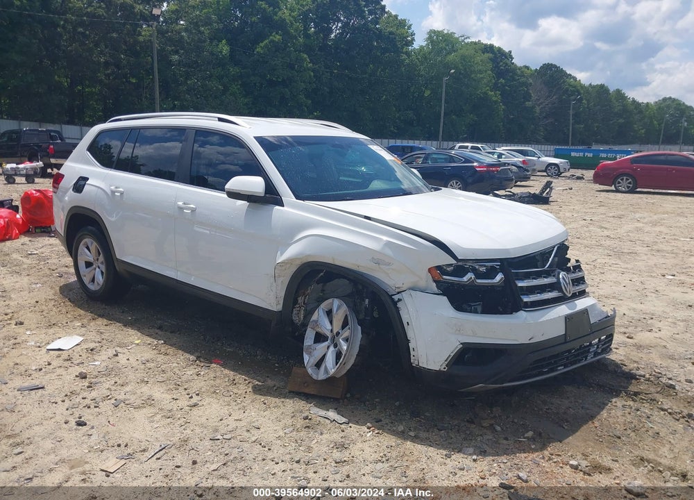 2018 VOLKSWAGEN ATLAS VIN: 1V2DR2CA2JC520982