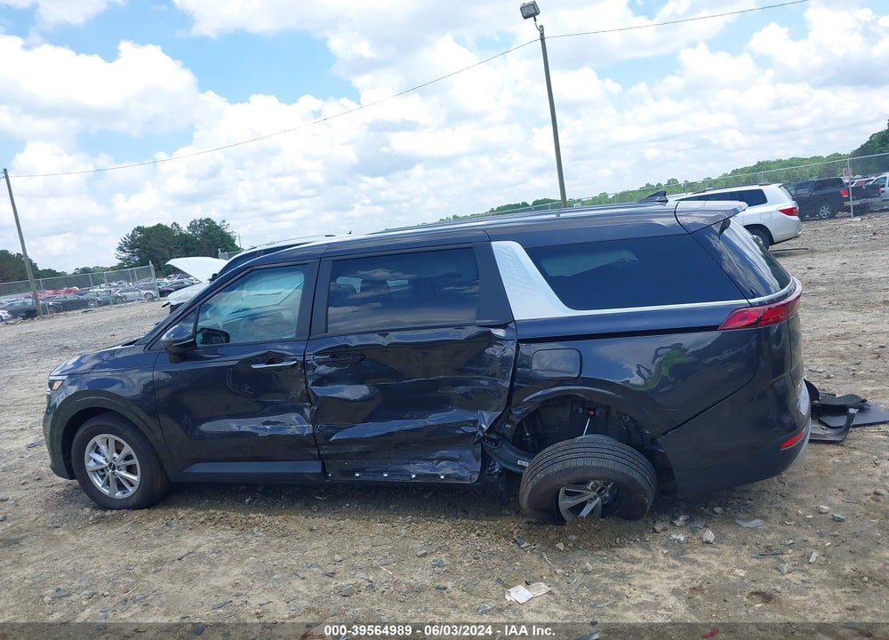 2023 KIA CARNIVAL MPV LX VIN: KNDNB4H3XP6257776