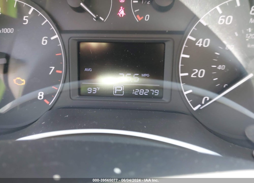 2015 NISSAN SENTRA S VIN: 3N1AB7AP1FY380406