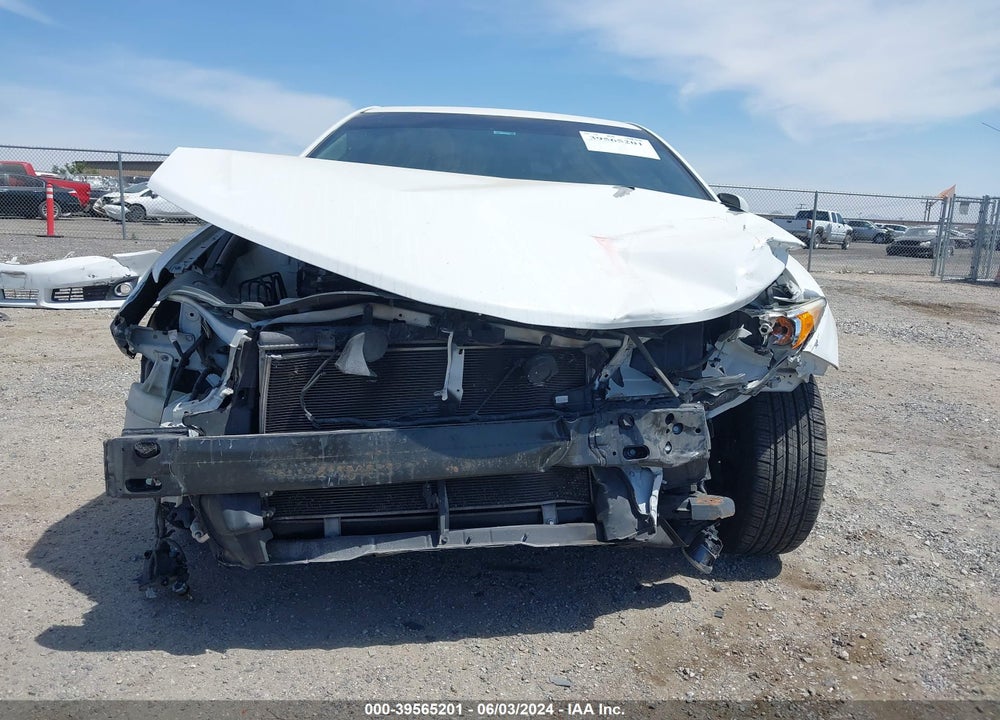 2014 TOYOTA CAMRY SE VIN: 4T1BF1FK1EU469860